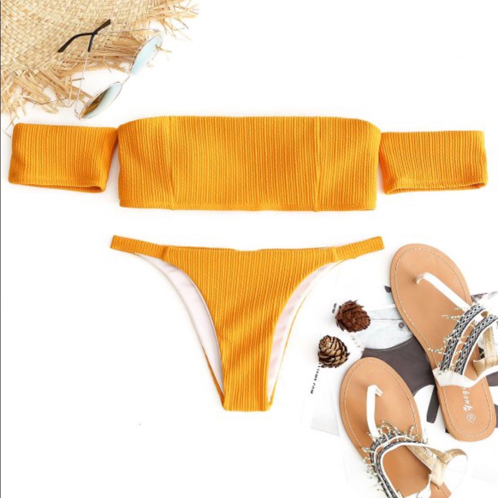 Sexy Ribbed off the shoulder bikini set